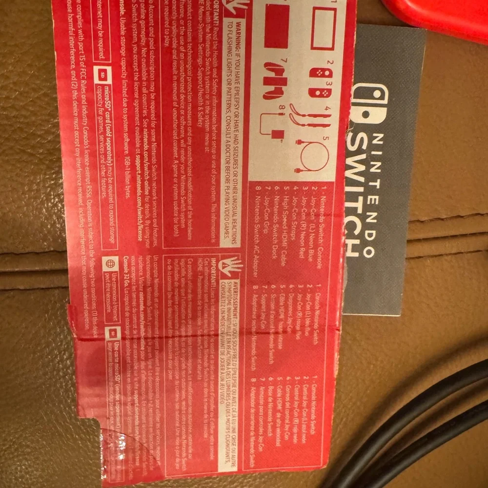 Nintendo Switch Console with Accessories - Perfect Condition! - Picture 4 of 7